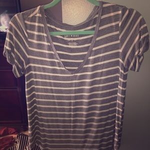 AMERICAN EAGLE SOFT&SEXY SHORT SLEEVE